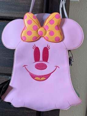 NWT Loungefly Disney Pastel Ghost Glow-in-the-Dark Double-Sided Crossbody
